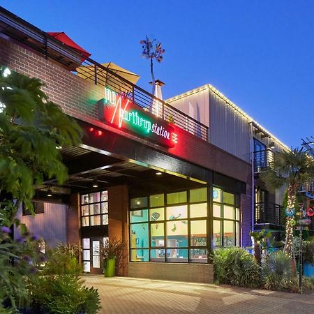 Inn At Northrup Station ポートランド エクステリア 写真