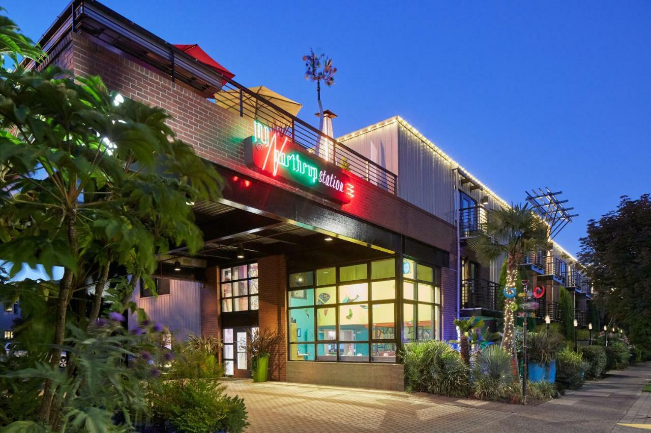 Inn At Northrup Station ポートランド エクステリア 写真